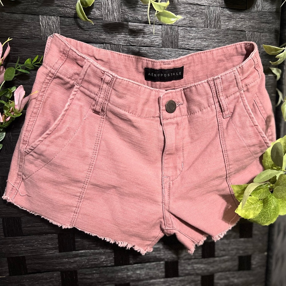 SOLD Aeropostale Mauve distressed shorts size 00